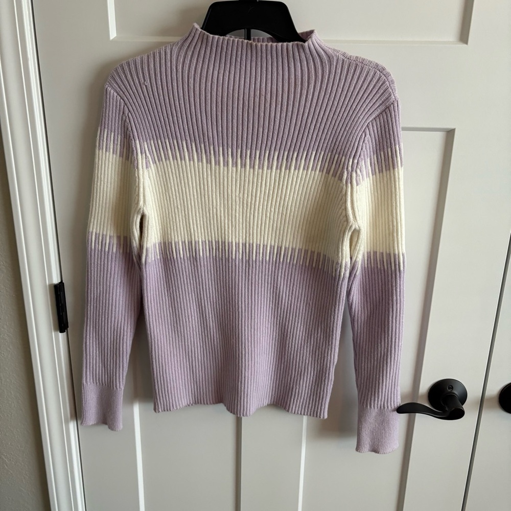 women’s small, ladies small sweater, soft girl style, preppy, cottagecore,